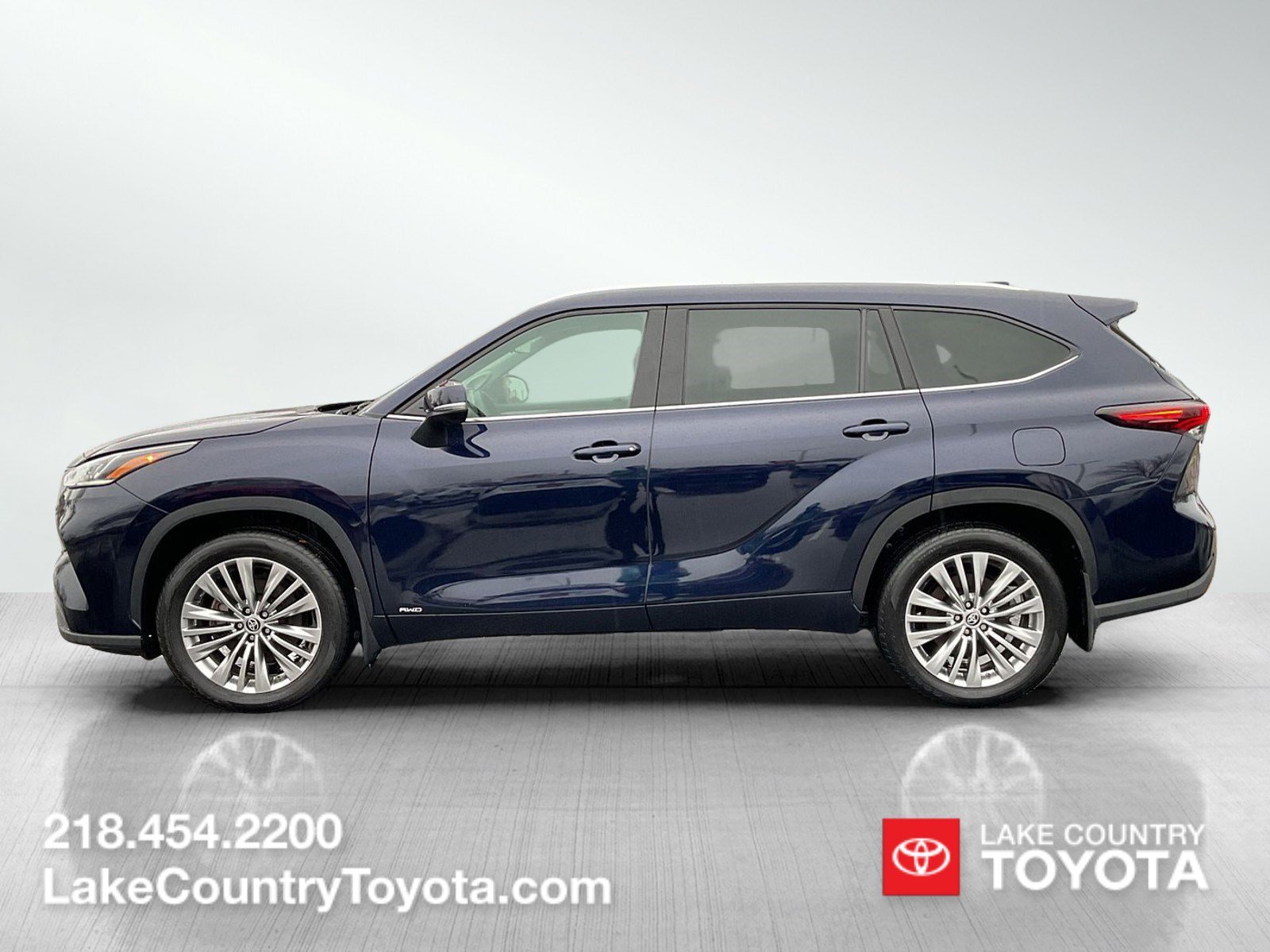 Used 2024 Toyota Highlander Hybrid Limited with VIN 5TDEBRCH7RS633269 for sale in Brainerd, Minnesota