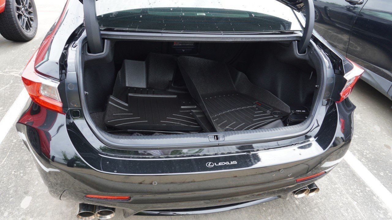 Used 2015 Black Lexus  image 26