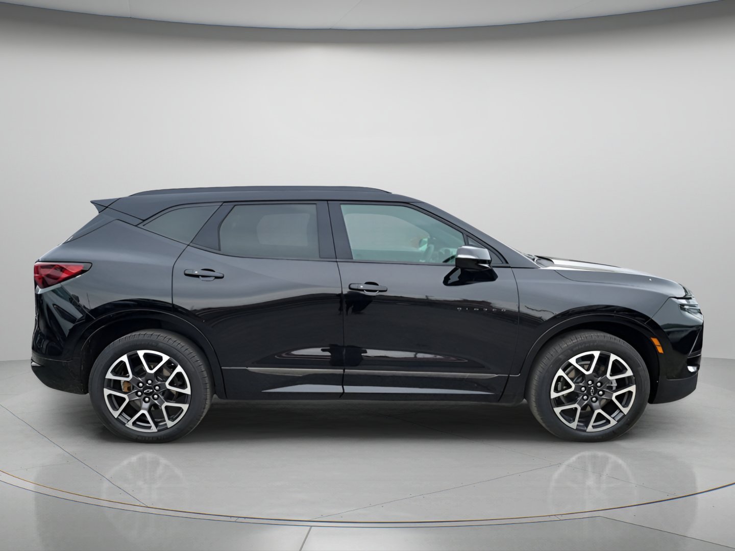 Used 2025 Black Chevrolet RS image 7