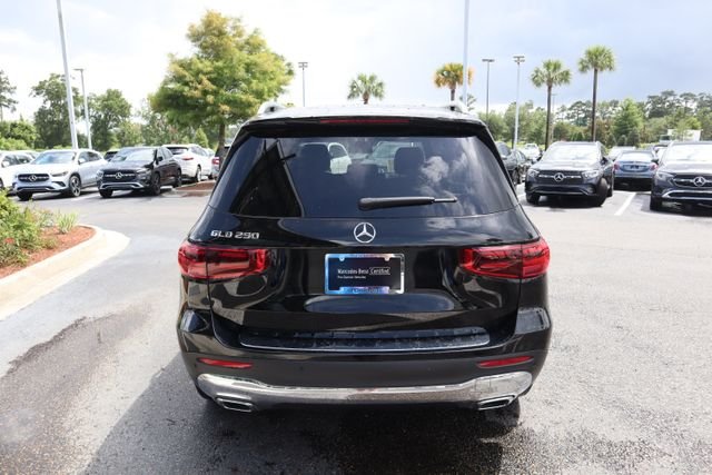 Certified Used 2024 Night Black Mercedes-Benz GLB 250 image 4