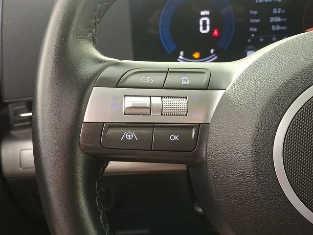 Certified Used 2025 White Hyundai SEL image 27