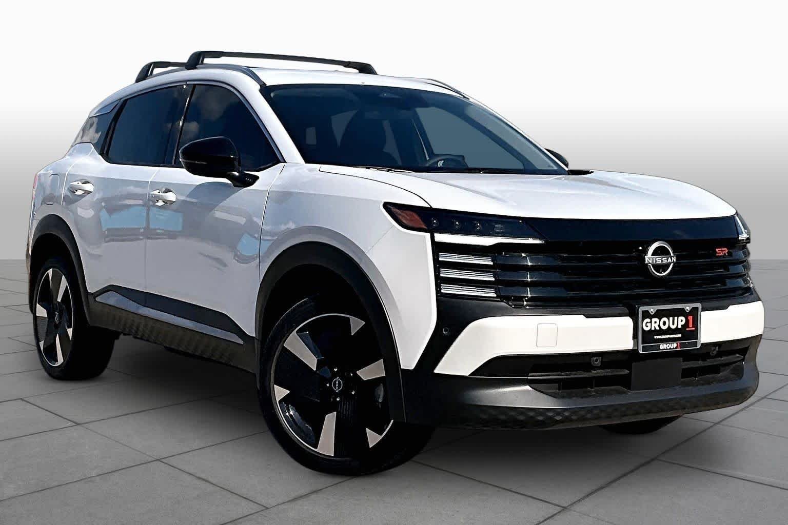 New 2026 Aspen White Tricoat Nissan SR image 2