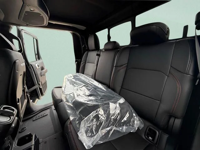 New 2026 Anvil Clear-Coat Exterior Paint Jeep Rubicon X image 26