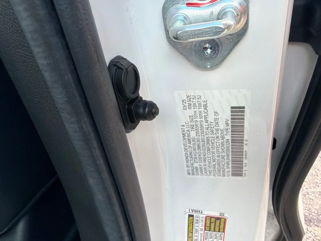 Used 2025 Platinum White Pearl Honda Elite image 9