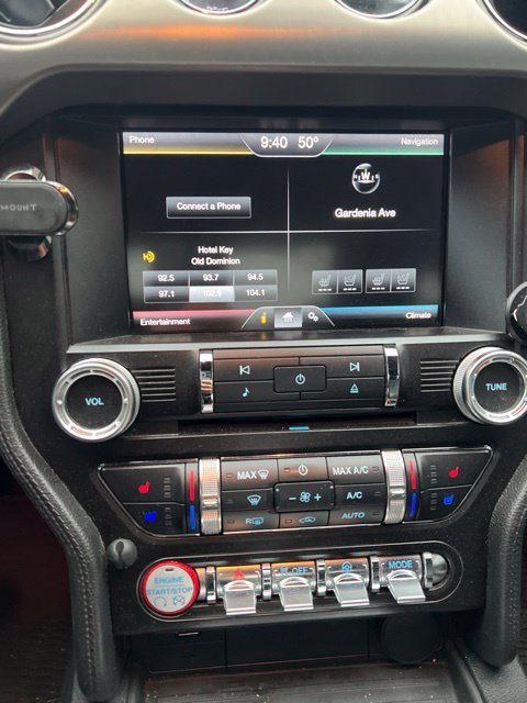 Used 2015 White Ford GT Premium image 7