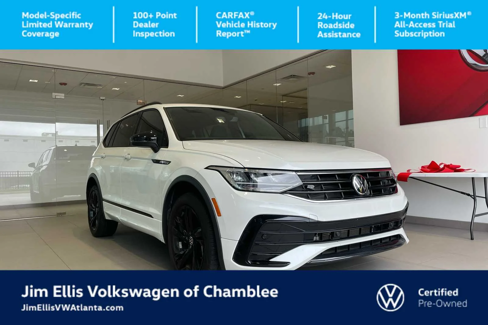 2023 Volkswagen Tiguan 2.0T SE R-Line Black's photo