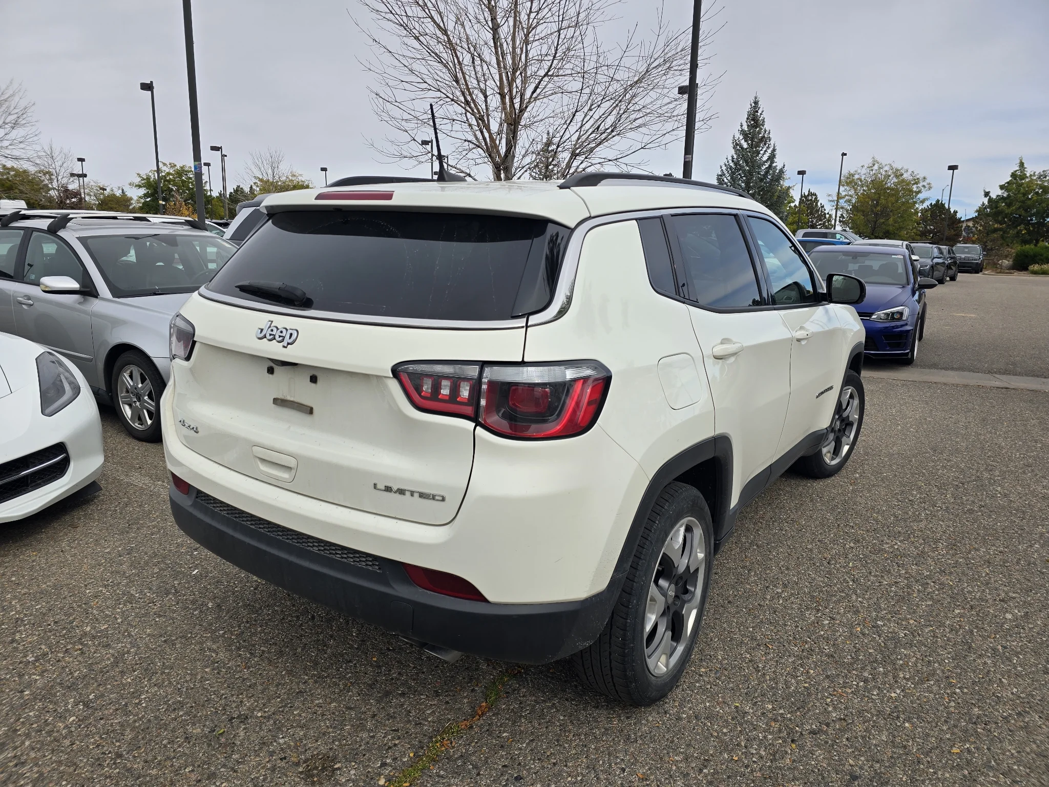 Used 2019 White Clearcoat Jeep Limited image 6