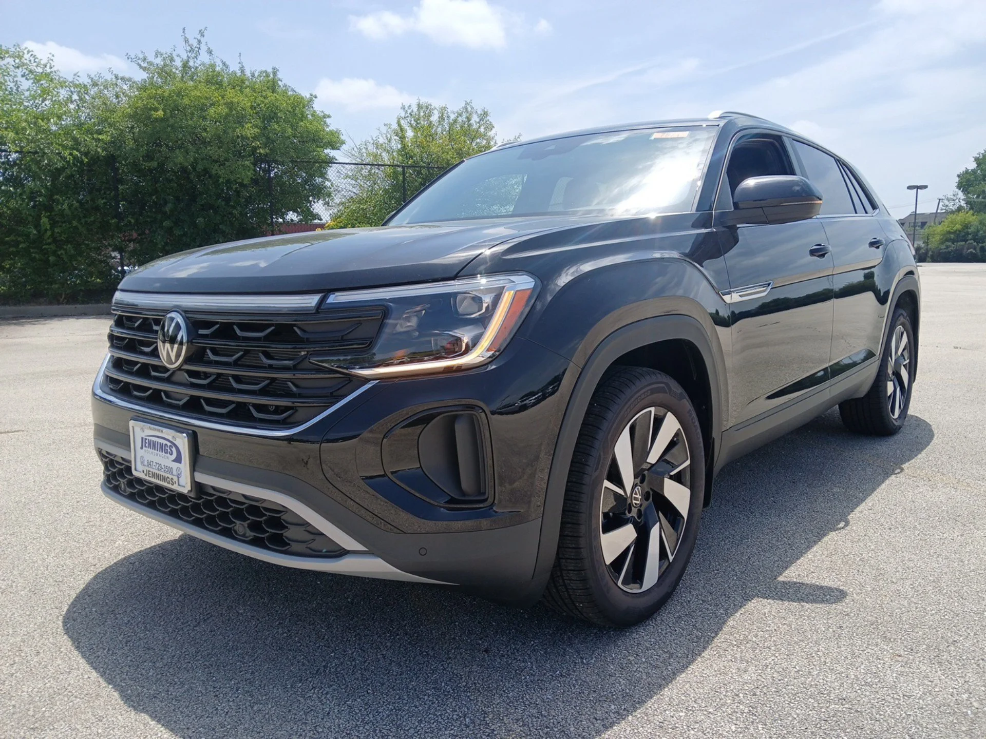 2026 Volkswagen Atlas Cross Sport SE w/Tech - Photo 6