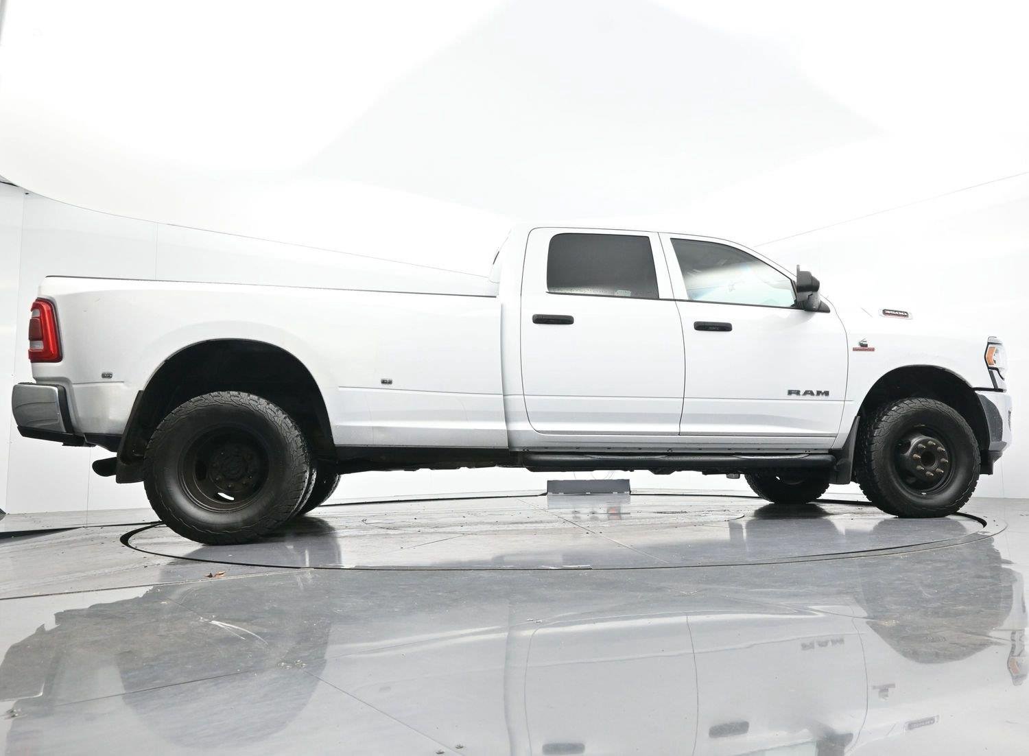 Used 2020 Bright White Clearcoat Ram Tradesman image 43