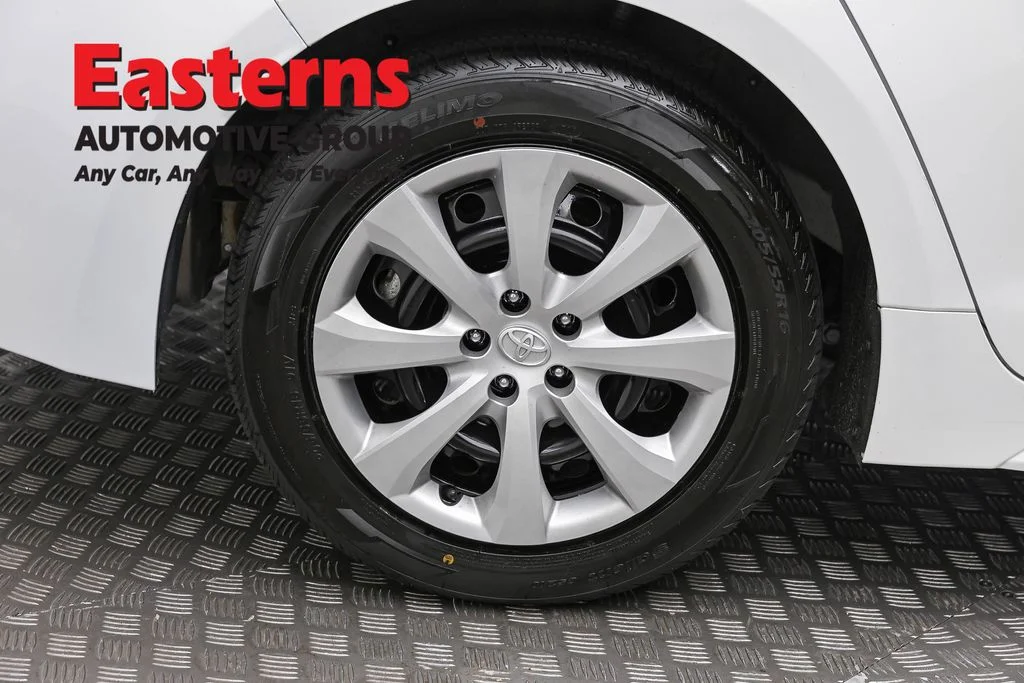 Used 2024 White Toyota LE image 29