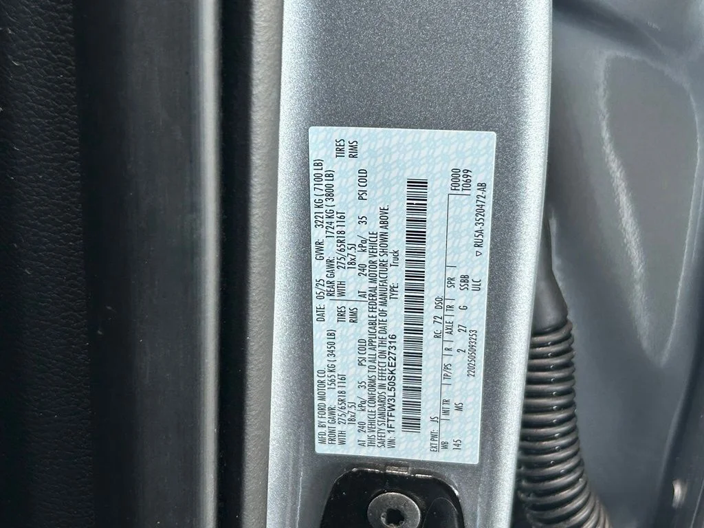 Used 2025 Silver Metallic Ford XLT image 48