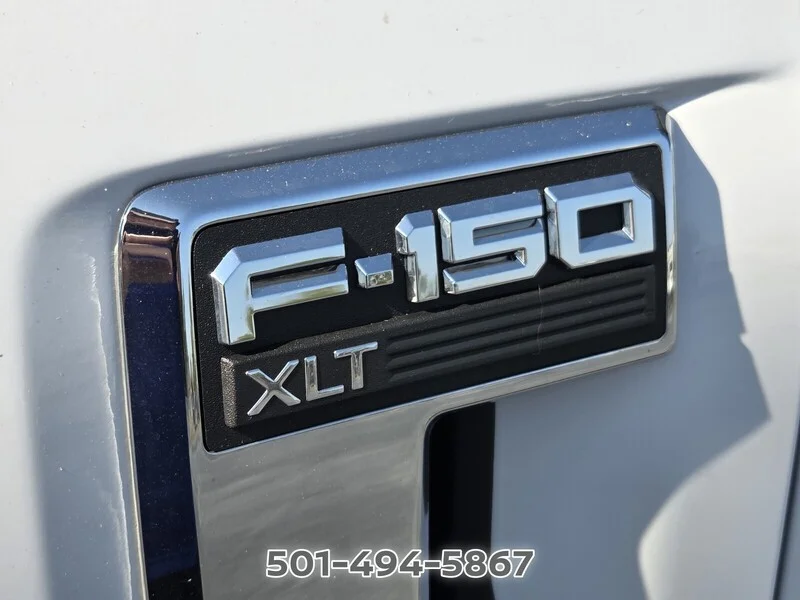 Used 2023 Oxford White FORD XLT image 17