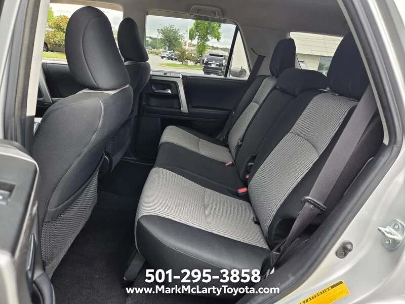 Used 2020 Classic Silver Metallic TOYOTA SR5 2WD image 10
