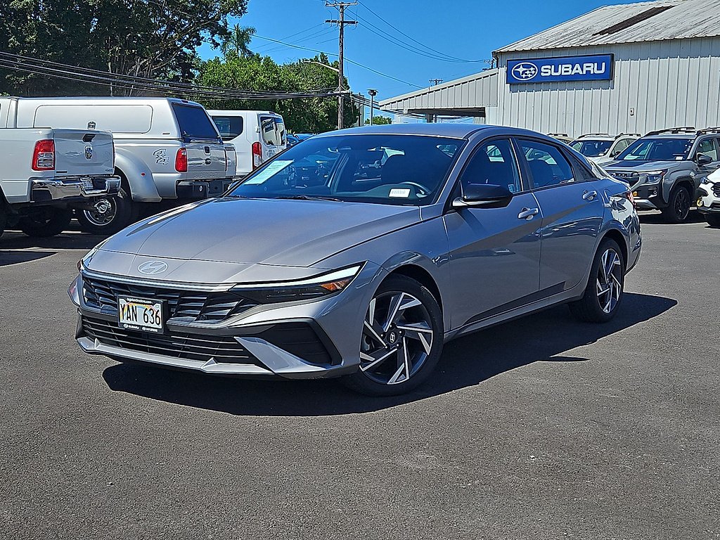 Used 2025 Fluid Metal Metallic Hyundai SEL Sport image 1