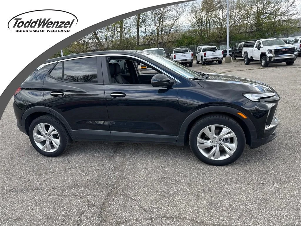 2024 Buick Encore GX Preferred's photo