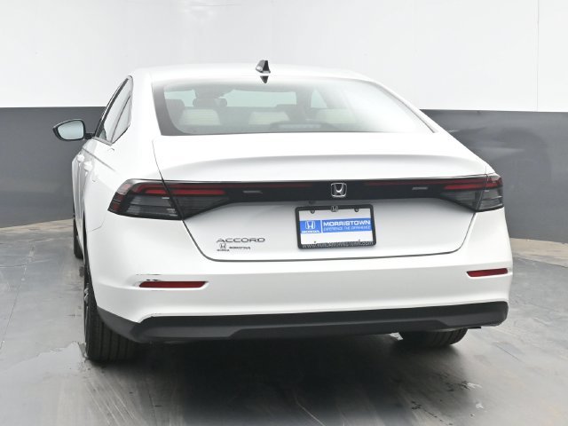 New 2026 Platinum White Pearl Honda SE image 6
