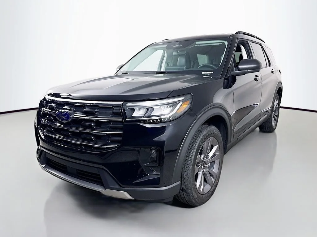 New 2026 Agate Black Metallic Ford Active image 3