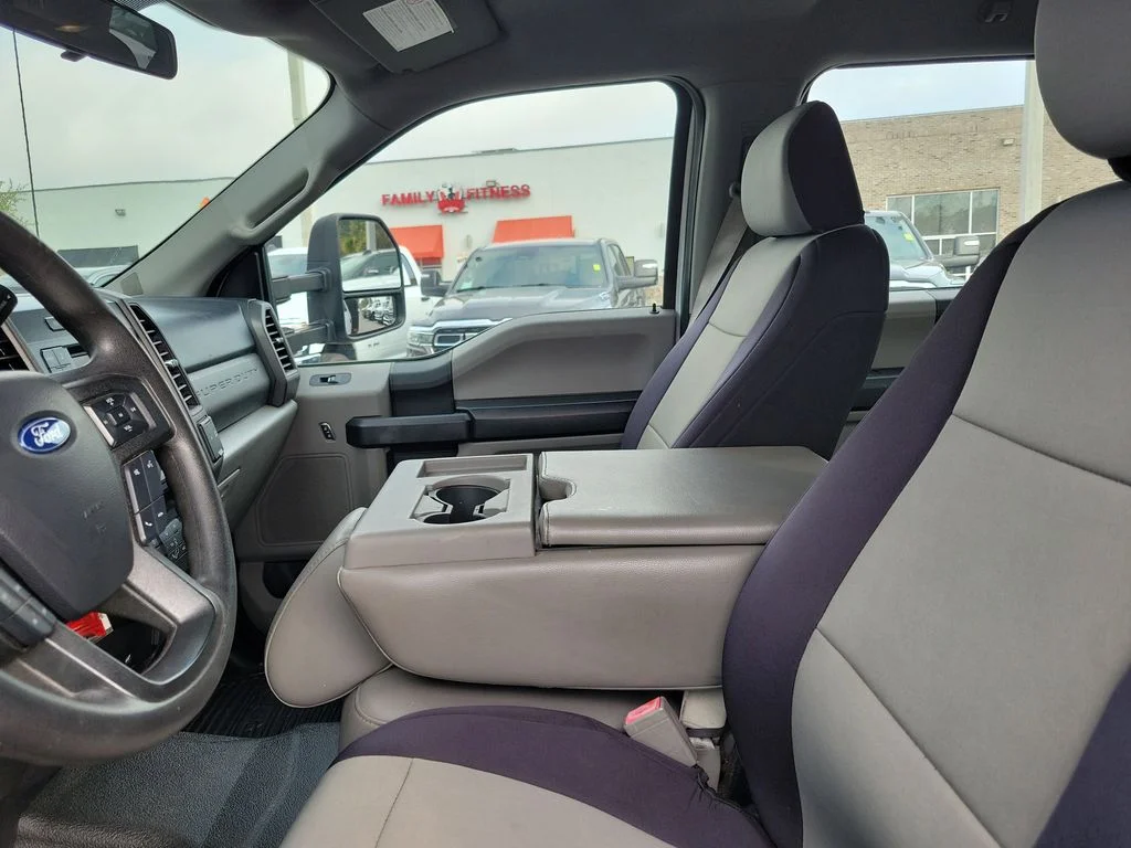 2019 Ford F-550 Super Duty Chassis Cab XL - Photo 13