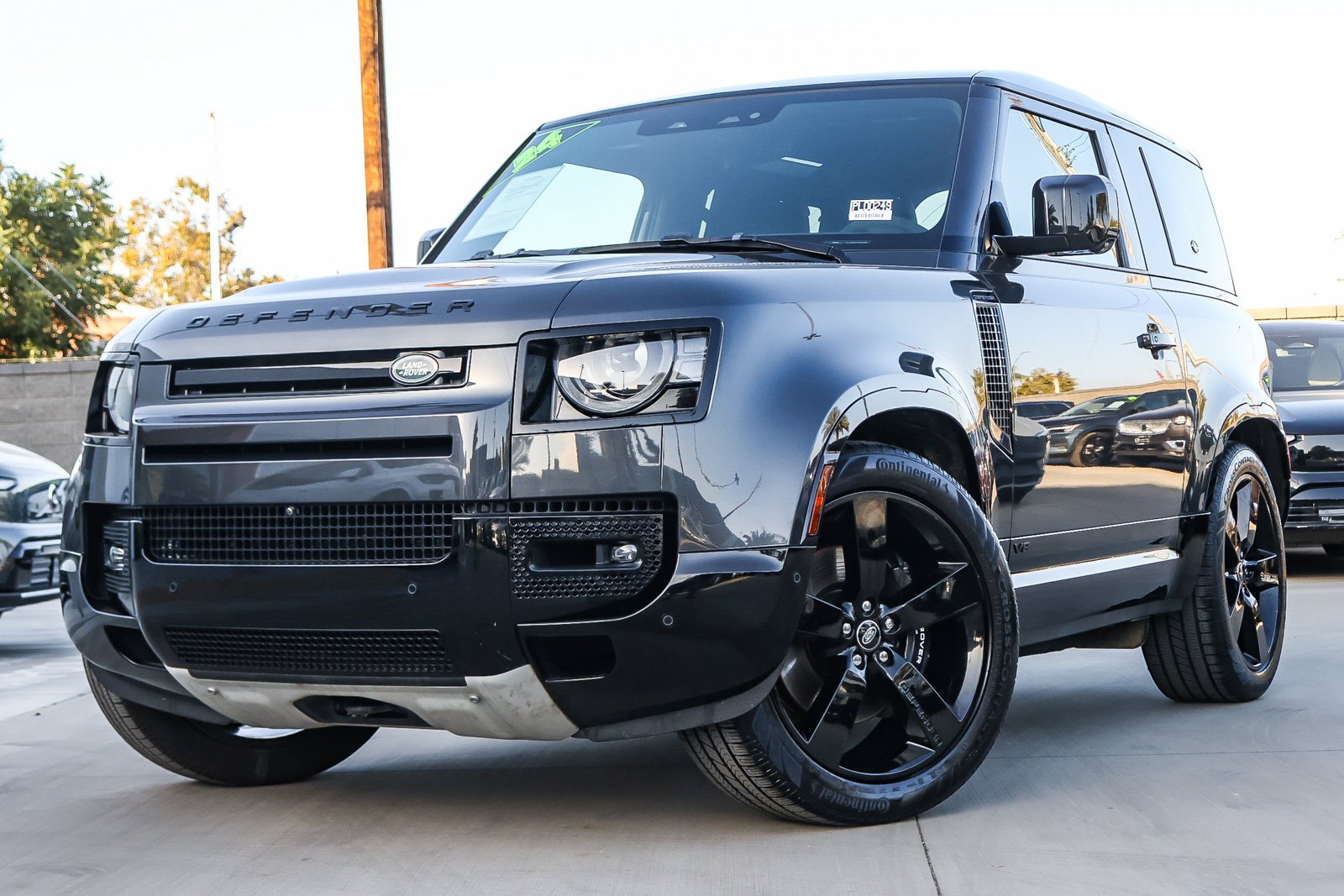 2024 Land Rover Defender 90