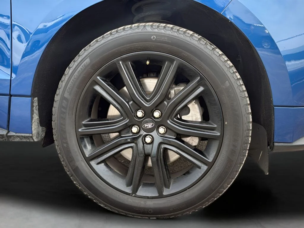Used 2023 Blue Ford ST Line image 27