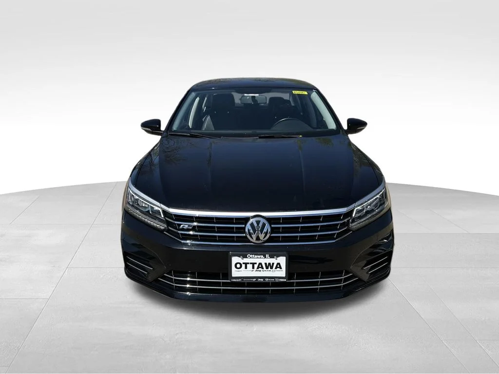 Used 2017 Volkswagen Passat R-Line with VIN 1VWDT7A35HC072717 for sale in Harvard, IL