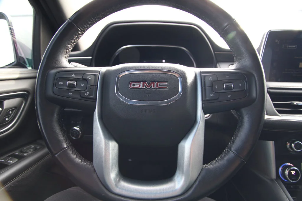 Used 2022 Gray GMC SLT image 22