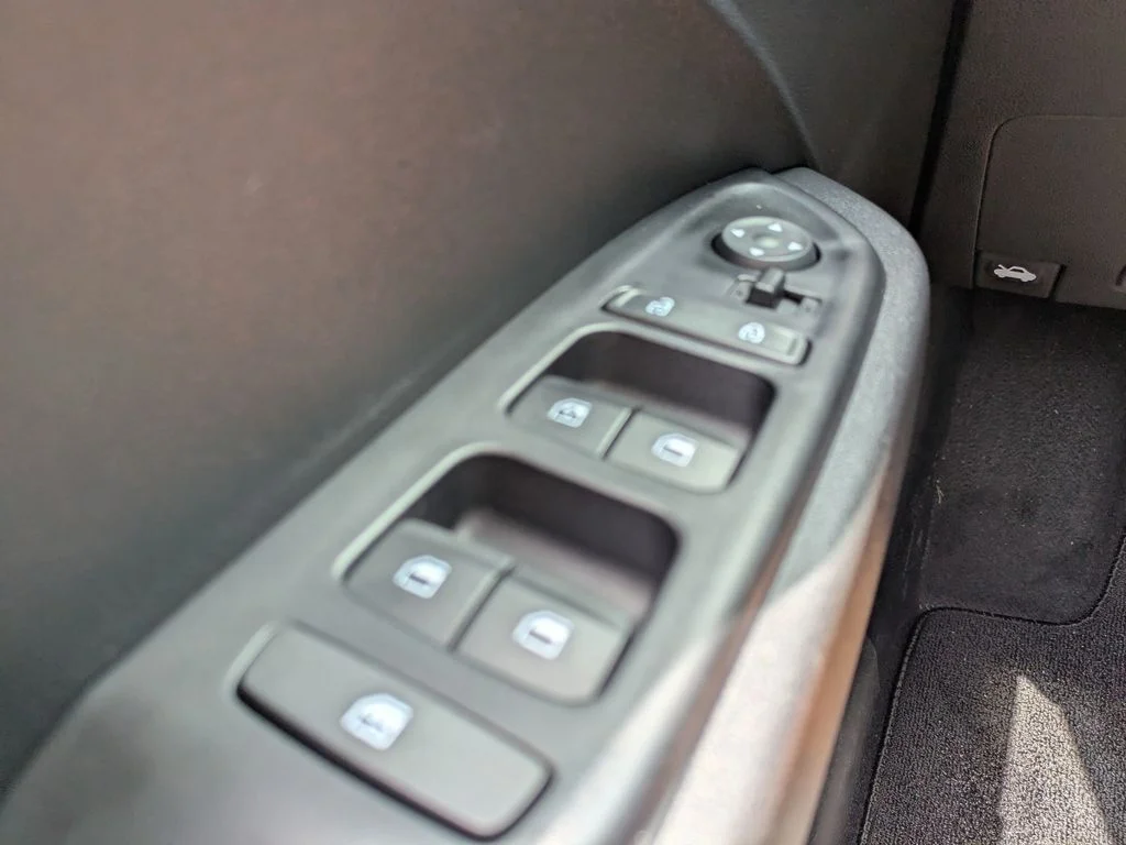 Used 2024 White Hyundai Limited image 23