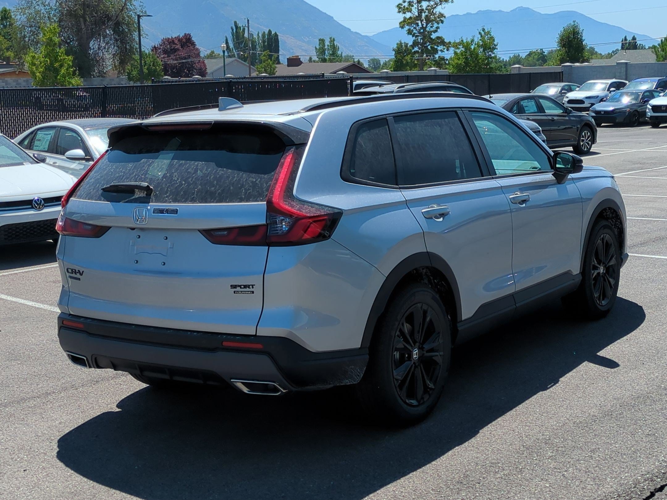 New 2027 Solar Silver Metallic Honda Sport Touring image 3