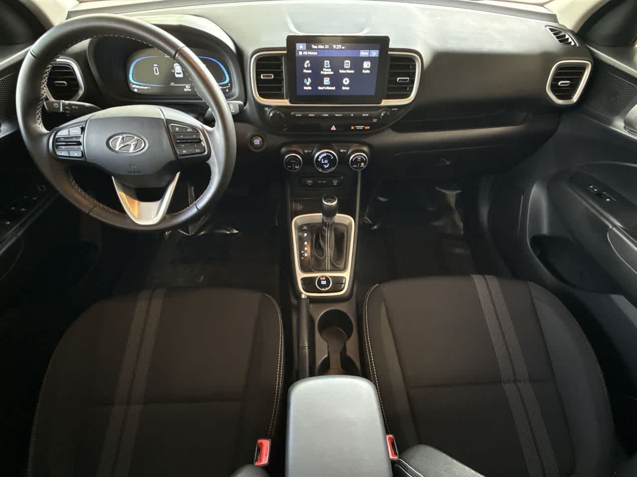2025 Hyundai Venue SEL - Photo 24