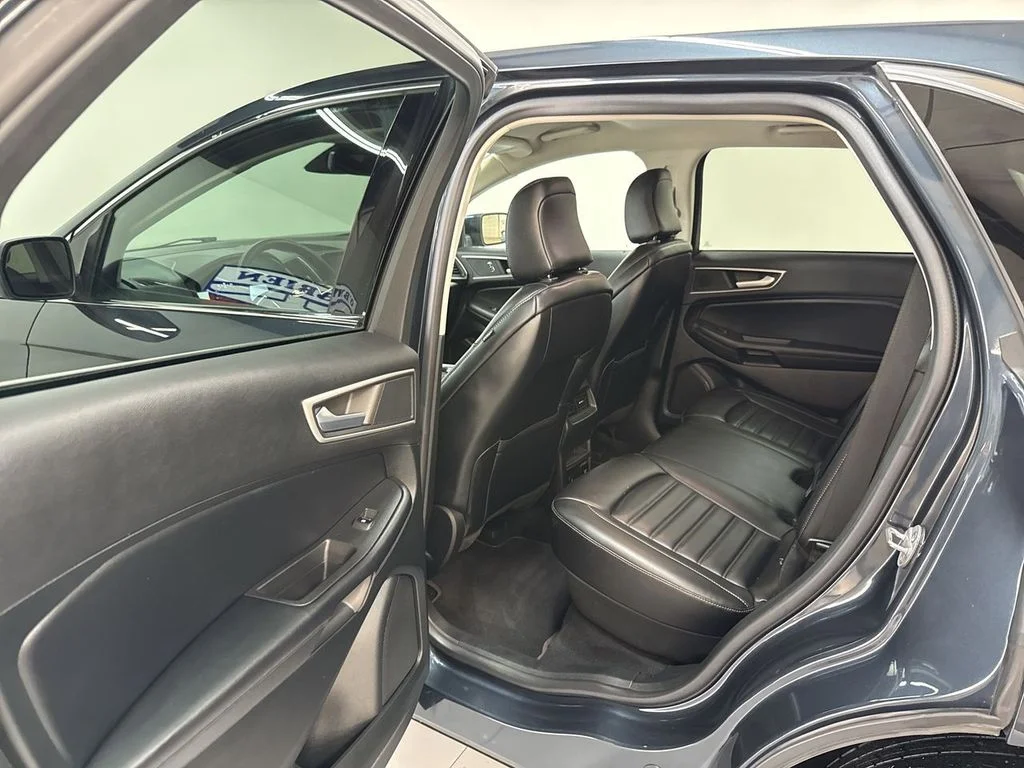 Used 2023 Blue Metallic Ford SEL image 17
