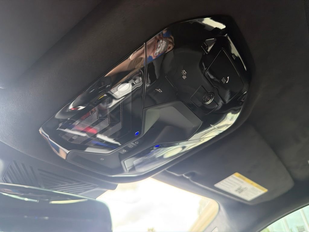 Used 2027 Special Order Color BMW Base image 24