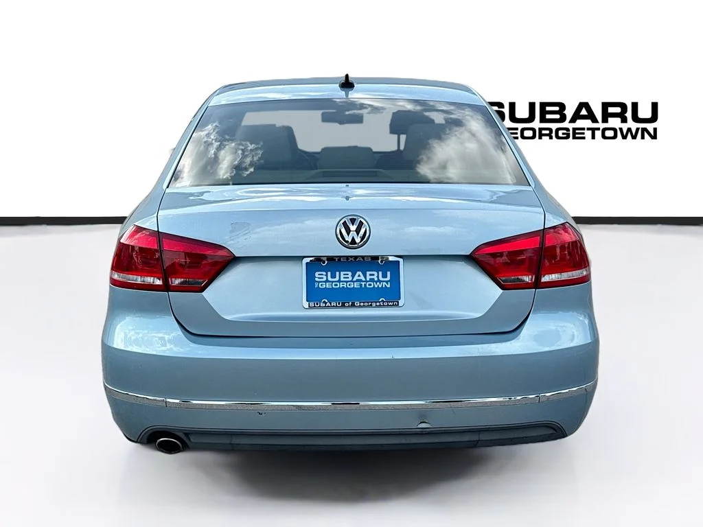 Used 2012 Blue Volkswagen TDI SEL Premium image 6