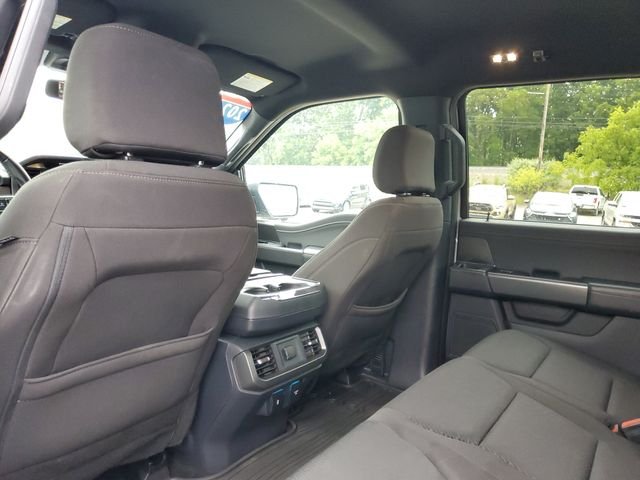 Certified Used 2024 Avalanche Ford XLT image 28