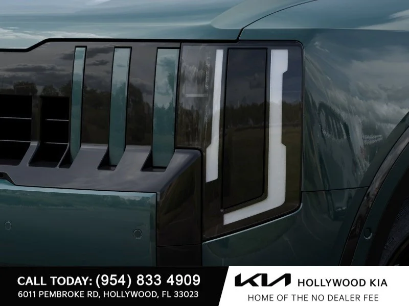 New 2027 Black Jade Green Kia SX image 10