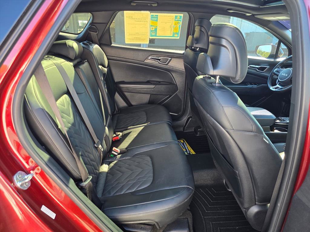 Used 2023 Red Kia X-Line image 14