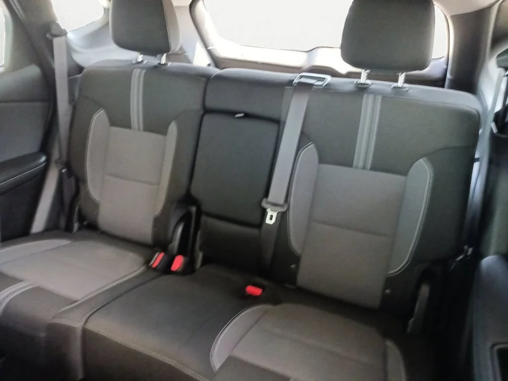 Used 2025 Sterling Gray Metallic Chevrolet 2LT image 9