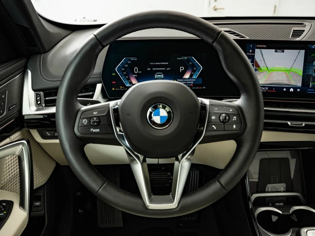 New 2026 Cape York Green Metallic BMW xDrive28i image 39