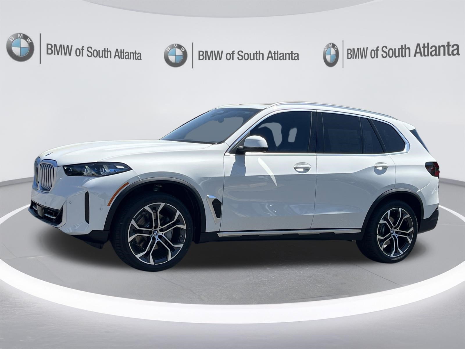 New 2026 Alpine White BMW sDrive40i image 20