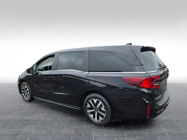 Used 2025 Black Honda EX-L image 5