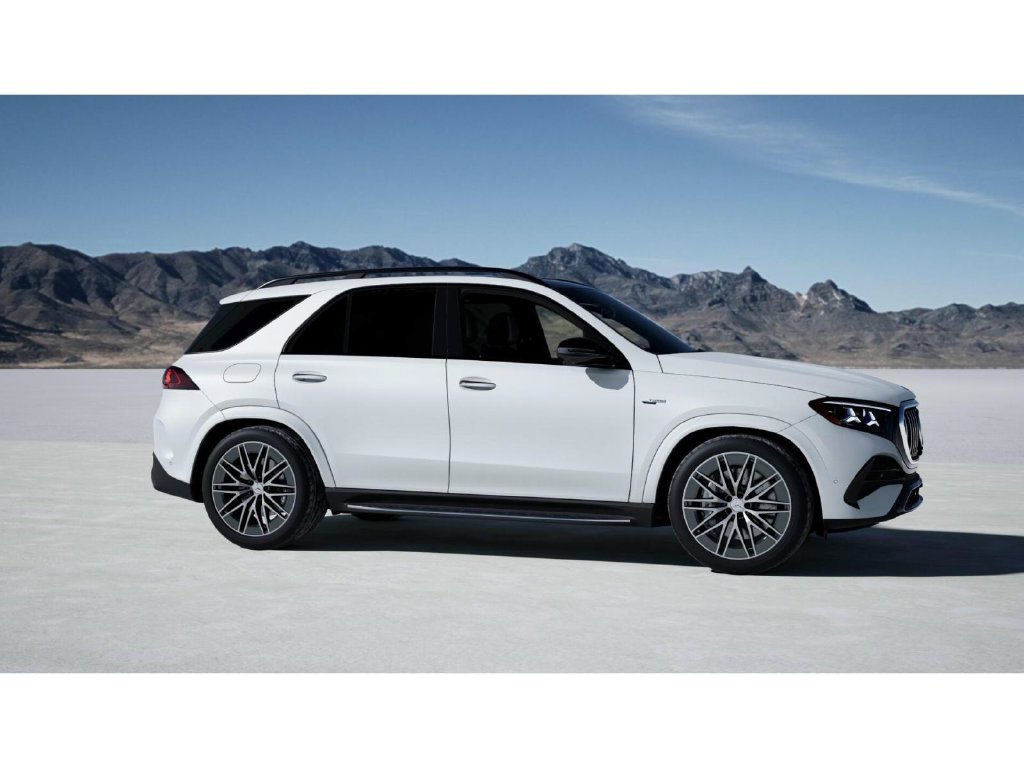 New 2027 MANUFAKTUR Moonlight White Metallic Mercedes-Benz GLE 53e AMG® image 14
