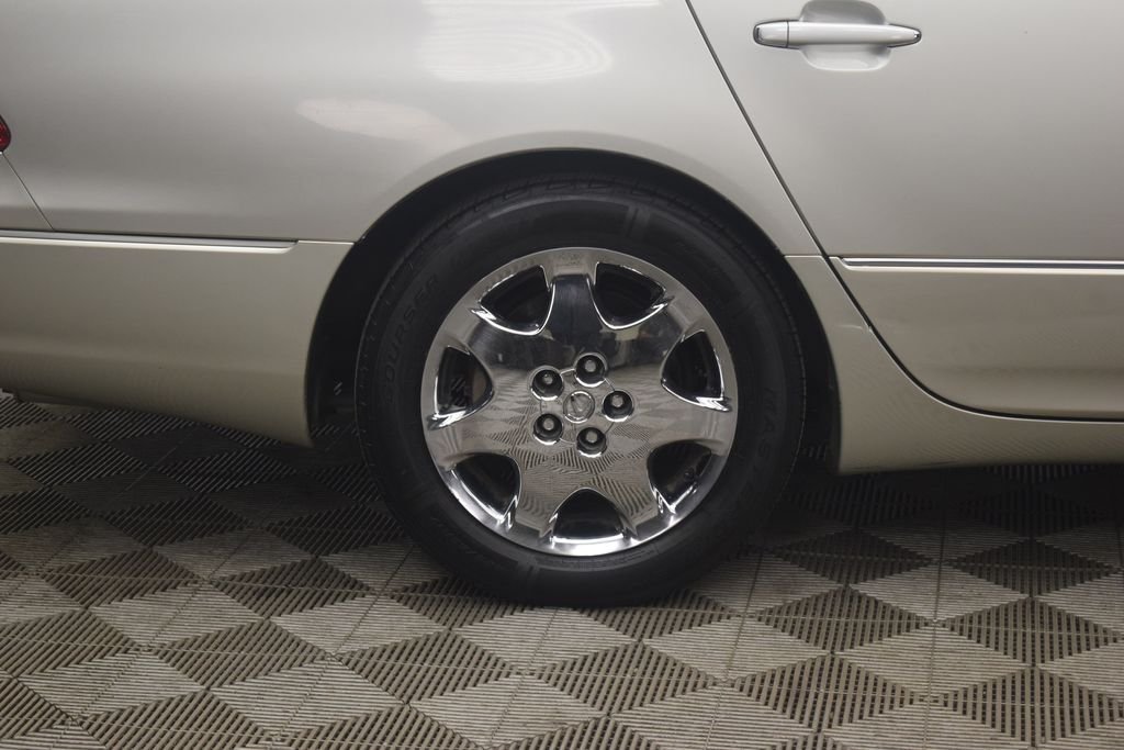 Used 2003 Millennium Silver Metallic Lexus 430 image 28