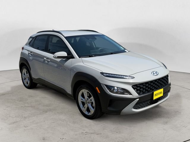 Used 2023 Silver Hyundai SEL image 7
