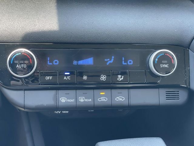 Used 2021  Hyundai SEL image 25