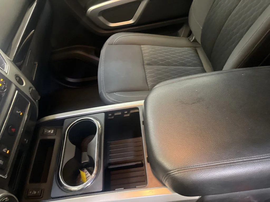 Used 2017 Gray Nissan SV image 18