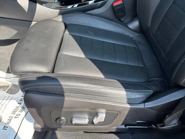 Used 2023 Black BMW M40i image 16