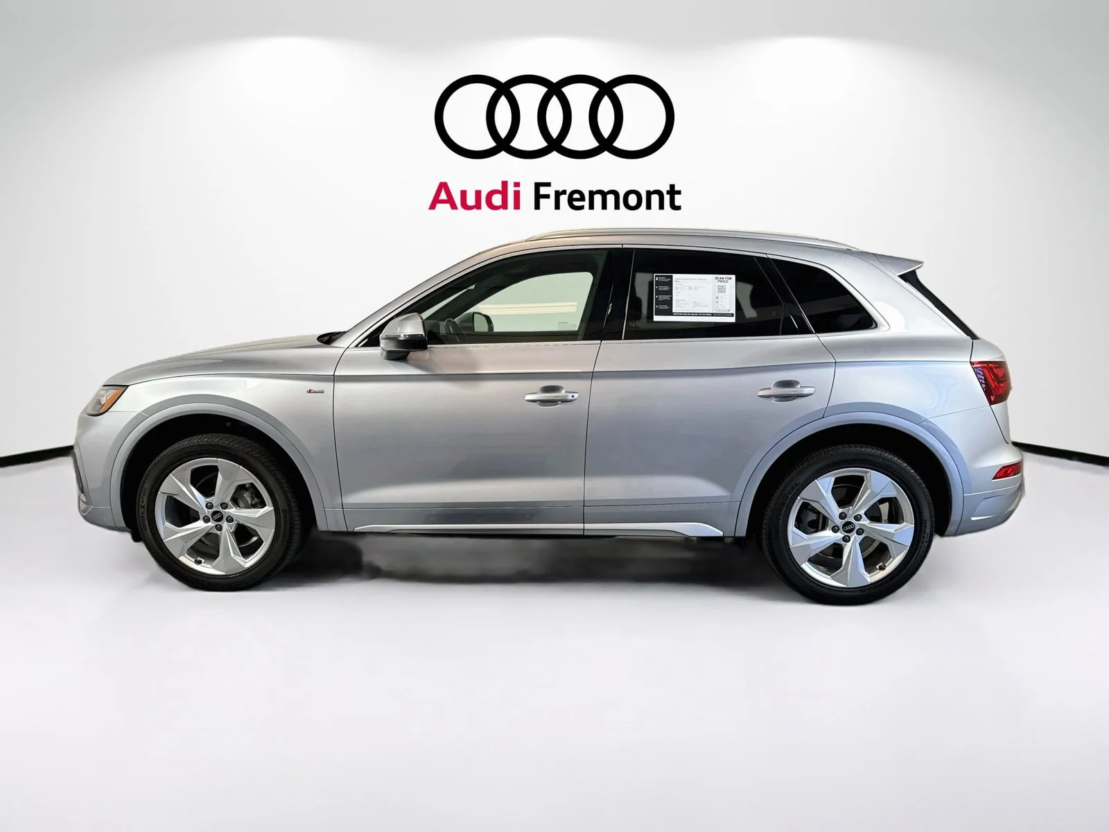 Used 2022 Florett Silver Audi S line Premium Plus image 8