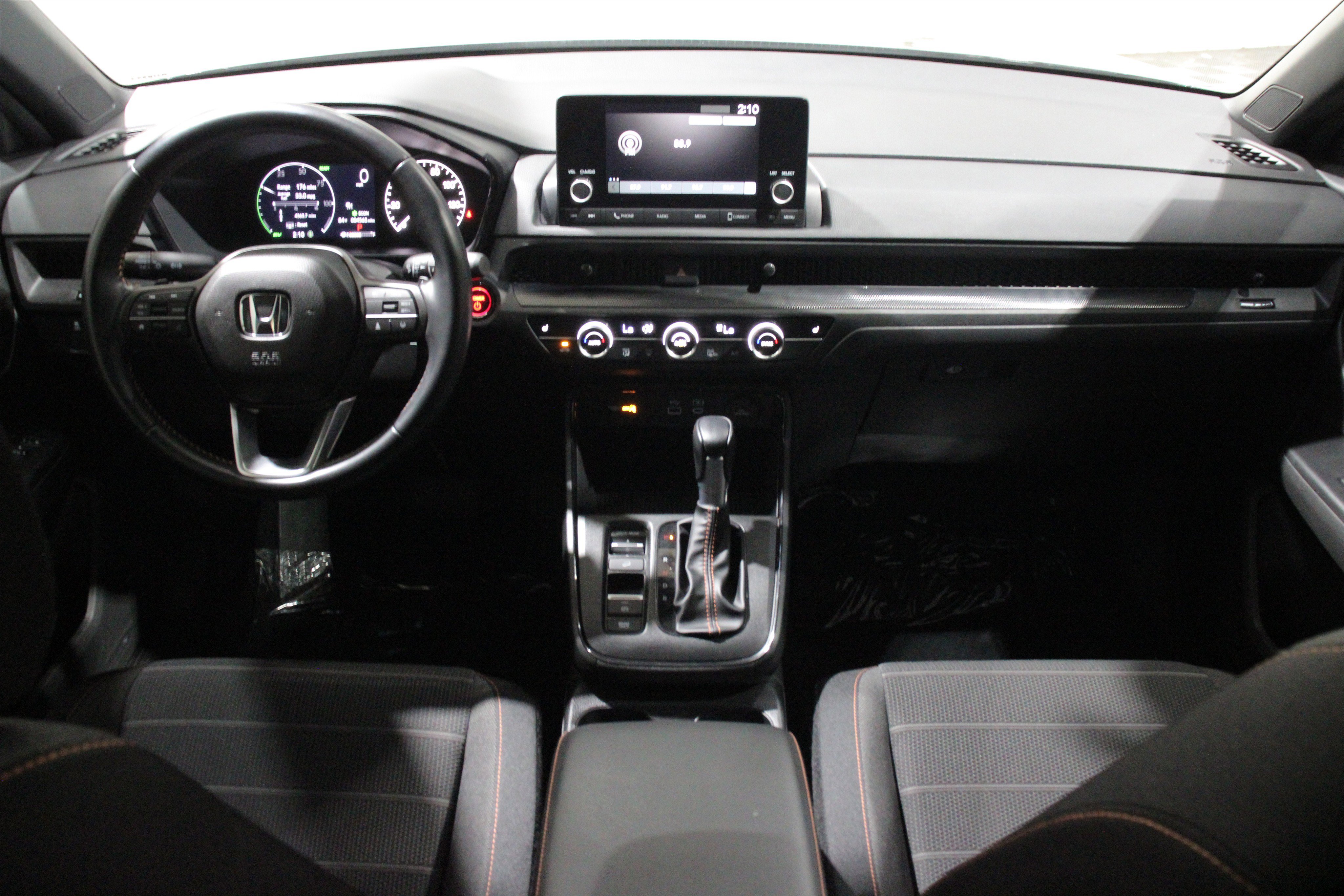 Used 2025 Urban Gray Pearl Honda Sport image 2