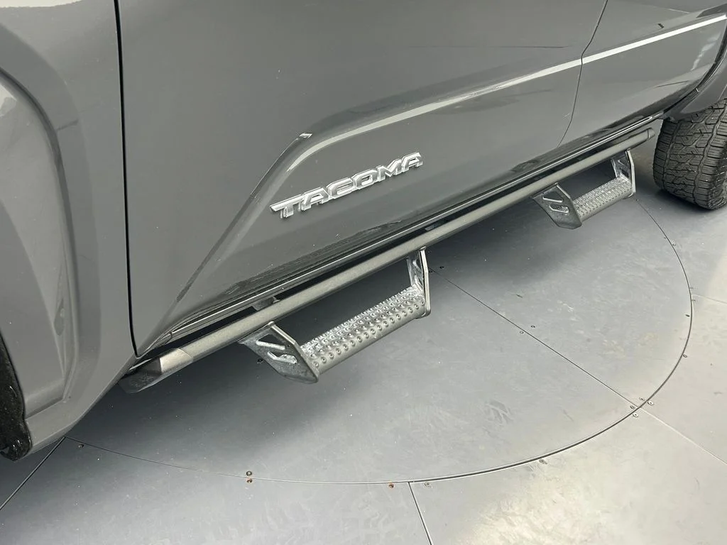 Used 2025 Underground Toyota SR5 image 24
