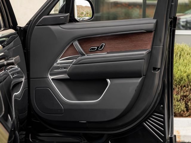 Used 2023 Santorini Black Metallic Land Rover SE image 30