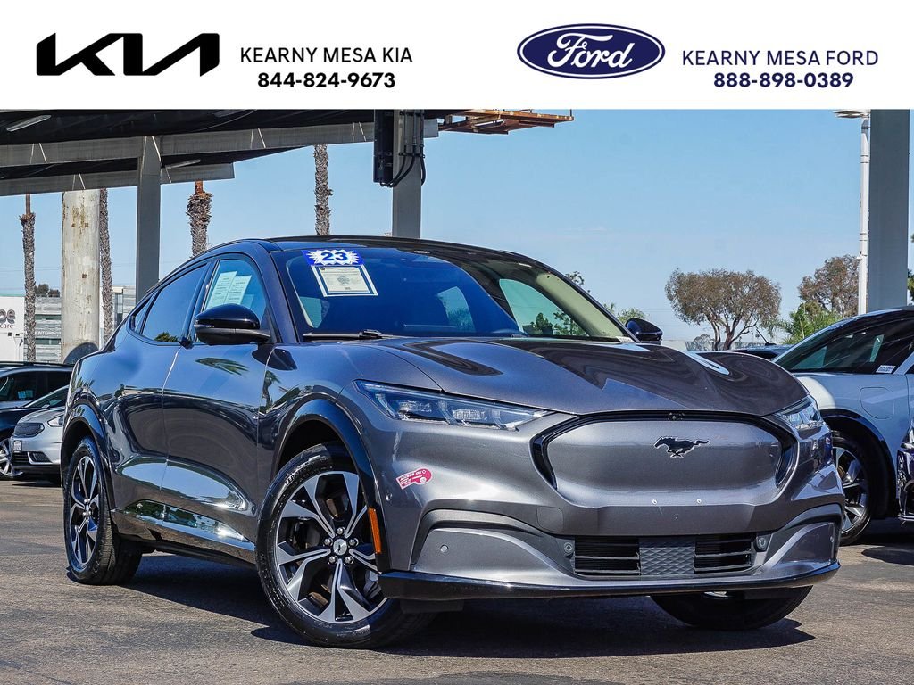 Used 2023 Gray Ford Premium image 1